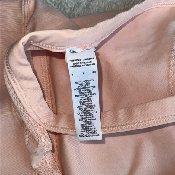 Nike Air Women's Peach Sports Bra - Picture 6 of 8